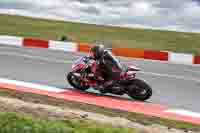 cadwell-no-limits-trackday;cadwell-park;cadwell-park-photographs;cadwell-trackday-photographs;enduro-digital-images;event-digital-images;eventdigitalimages;navarra;no-limits-trackdays;peter-wileman-photography;racing-digital-images;trackday-digital-images;trackday-photos